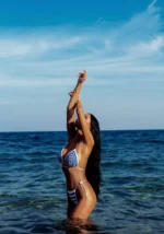 Bikini szydełkowe kolor - biały z niebieskim