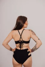 Czarne bikini z wysokim stanem - obrazek 2
